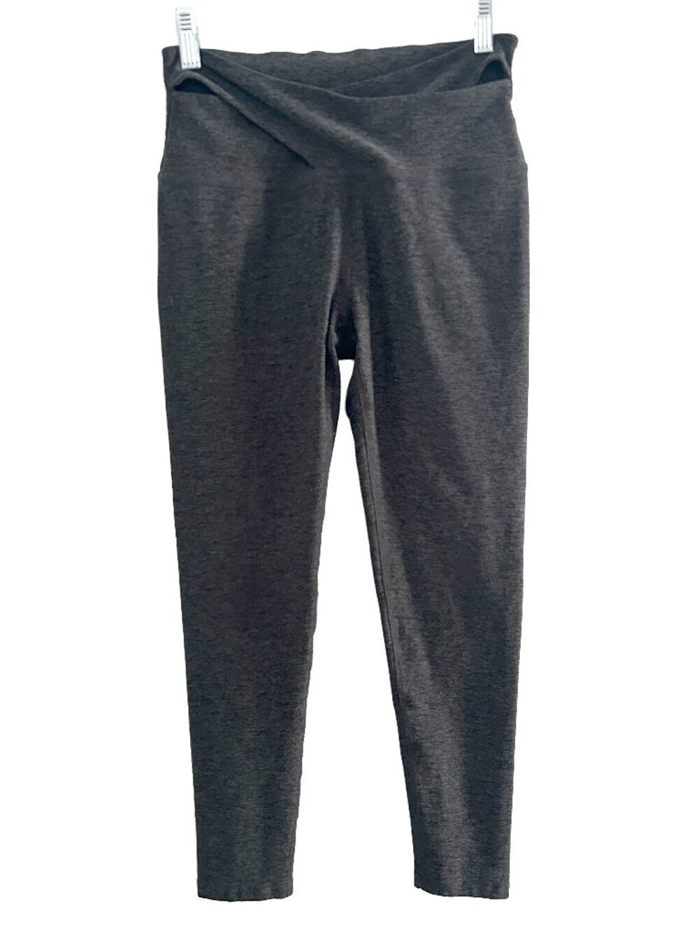 Beyond Yoga East Bound Leggings Cropped Crisscross Heather Gray Size M